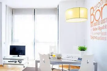 Feelathome Marquet Beach Apartments Barcellona