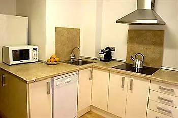 Feelathome Marquet Beach Apartments Barcelona