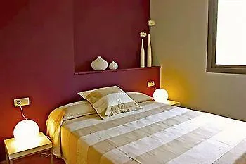 Feelathome Marquet Beach Apartments Barcelona