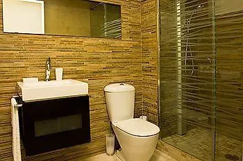 Feelathome Marquet Beach Apartments Barcelona