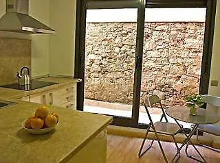 Feelathome Marquet Beach Apartments Barcelona