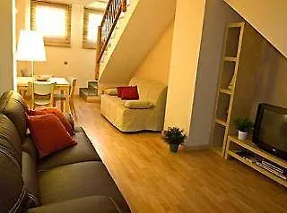 Feelathome Marquet Beach Apartments Barcelona