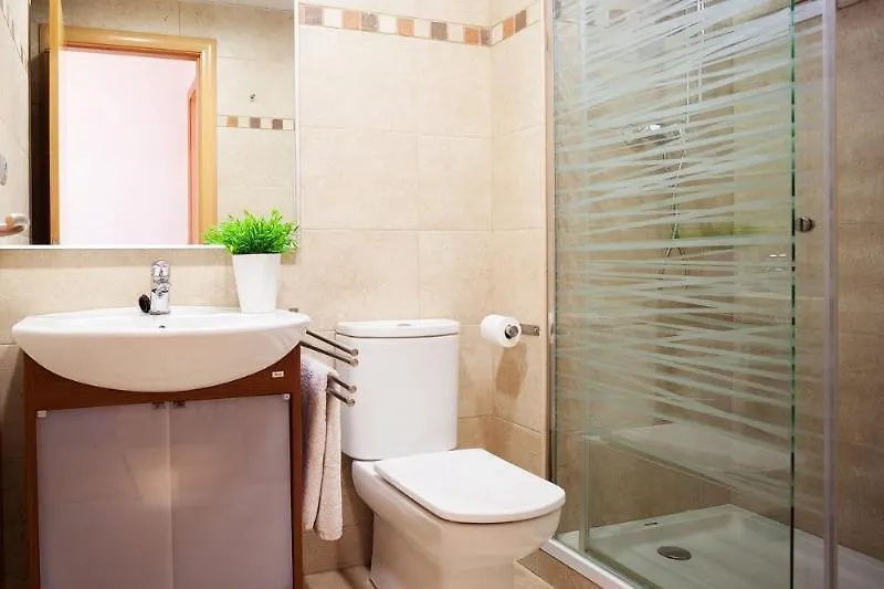 Feelathome Marquet Beach Apartments Barcelona