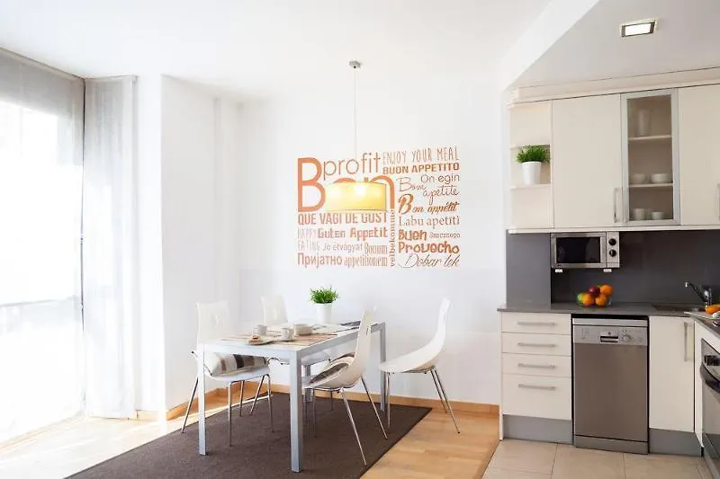 Feelathome Marquet Beach Apartments Barcelona