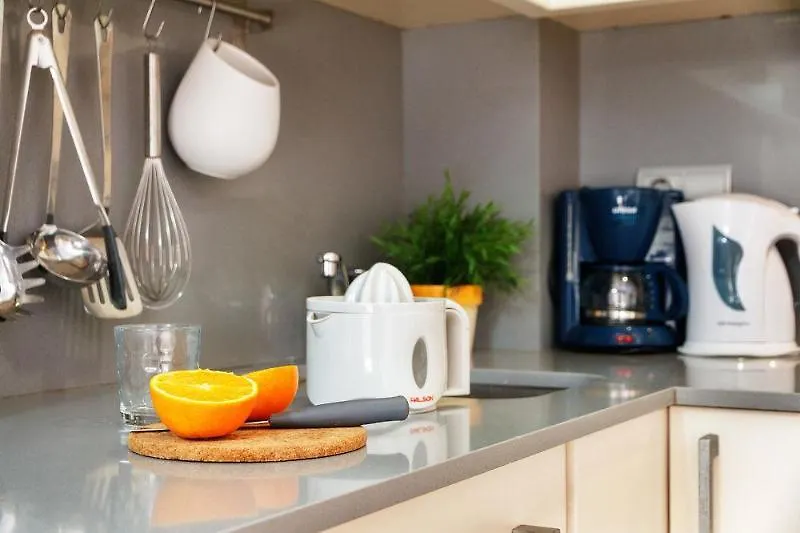 Feelathome Marquet Beach Apartments Barcelona