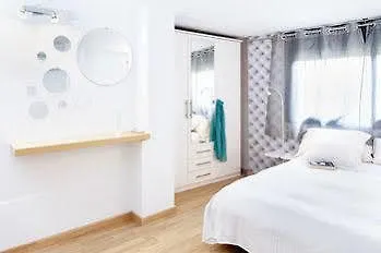 Feelathome Marquet Beach Apartments Barcelona Spain