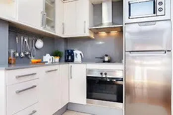 Feelathome Marquet Beach Apartments Barcelona