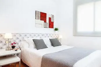 Feelathome Marquet Beach Apartments Barcelona