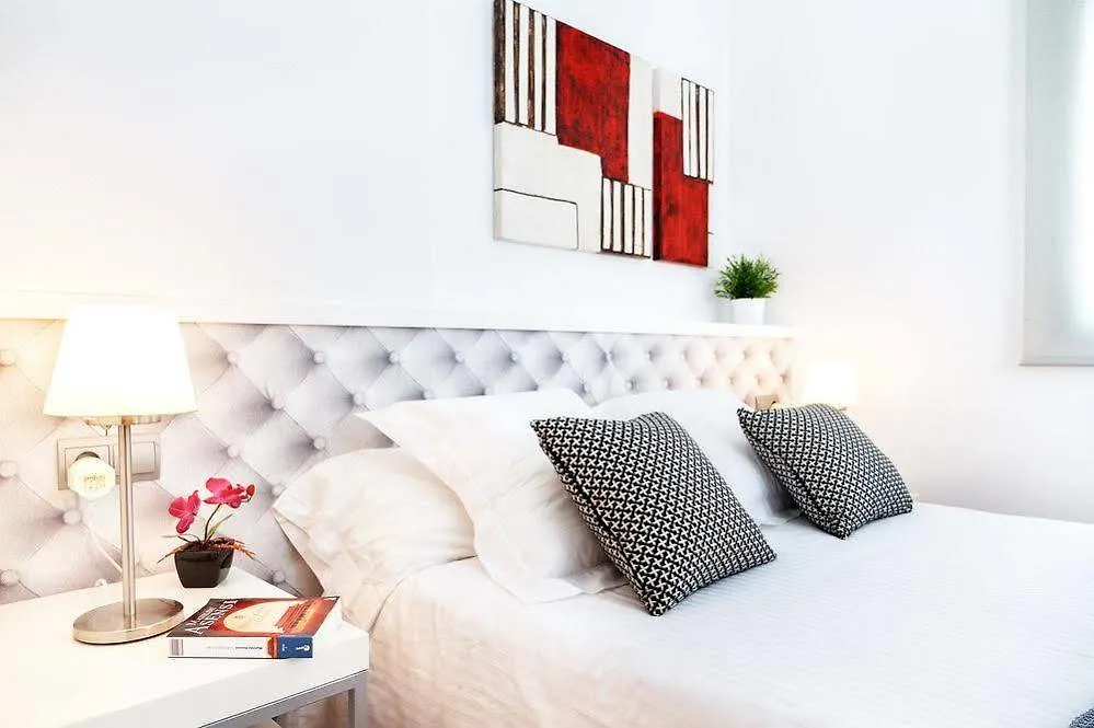 Feelathome Marquet Beach Apartments Barcelona